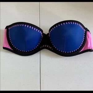 Victoria’s Secret 32C Neoprene surf flirt bandeau  bikini top